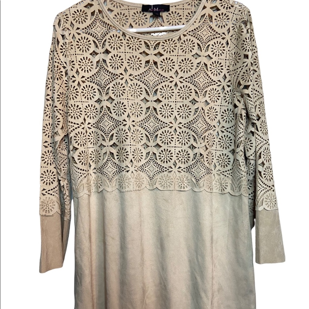 Alberto Makali tan ecru metallic studded Laser cutout ladies tunic medium med